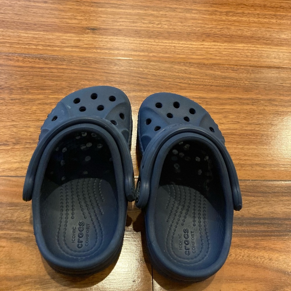 Crocs Kids Classic Clog Slip-On Boys & Girls Navy Blue Size C5 Summer Shoes - Picture 2 of 7